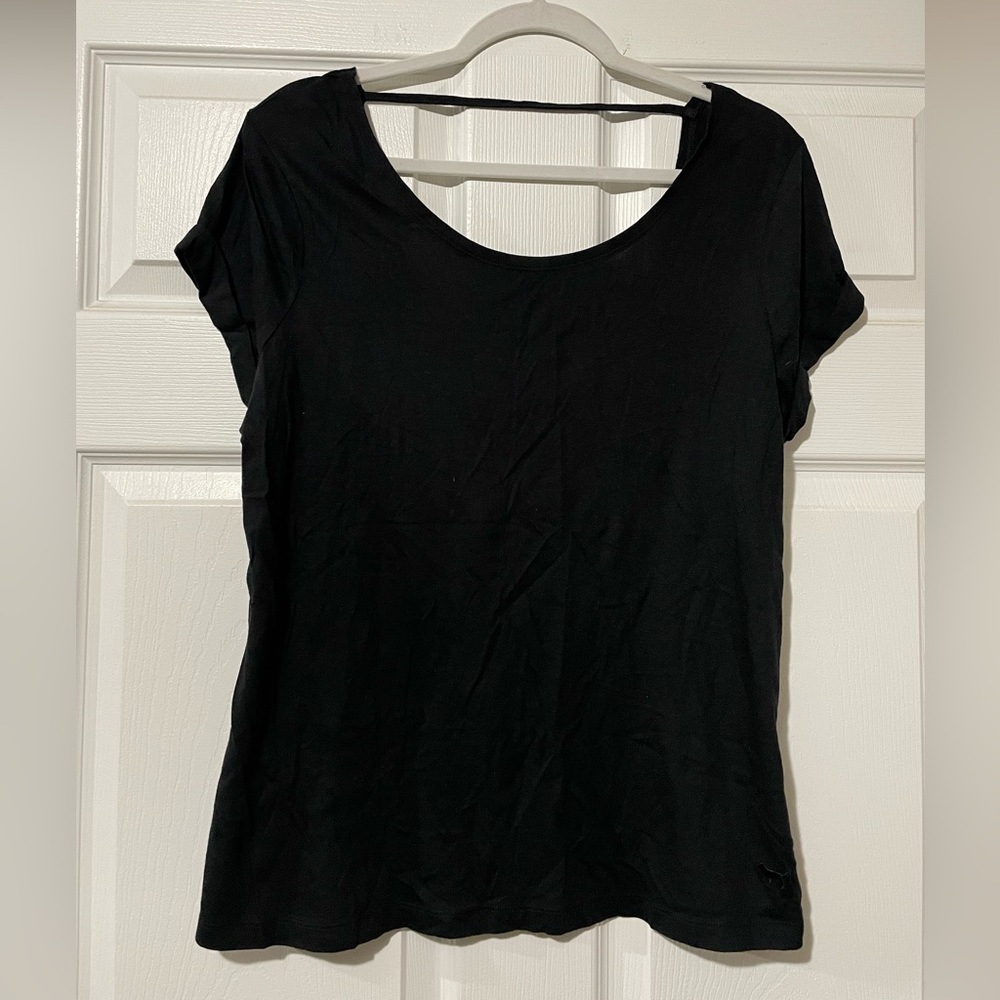 VS pink low-back tee